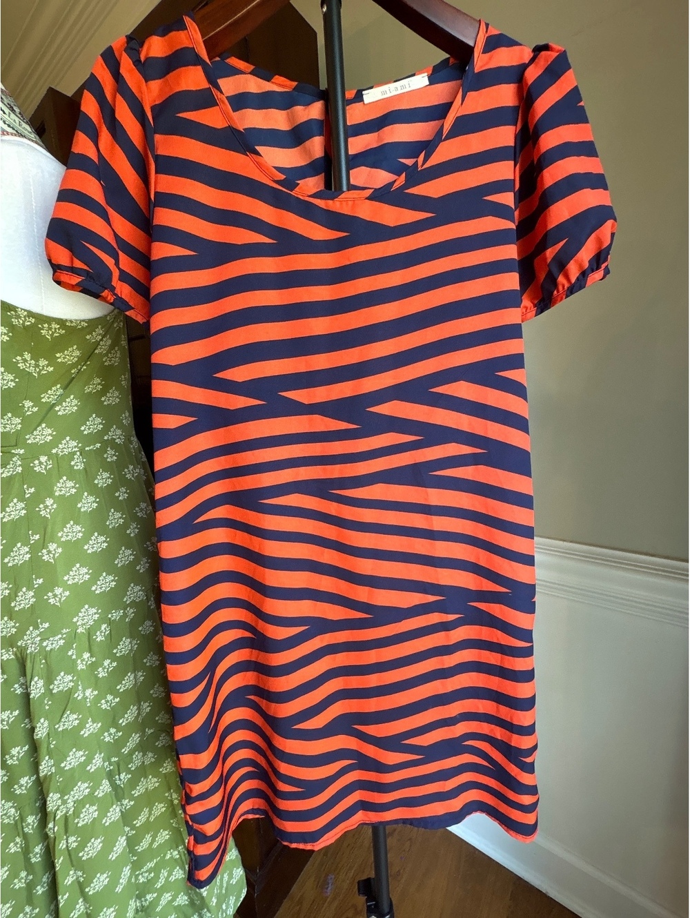 Mi Ami Orange navy striped dress M
